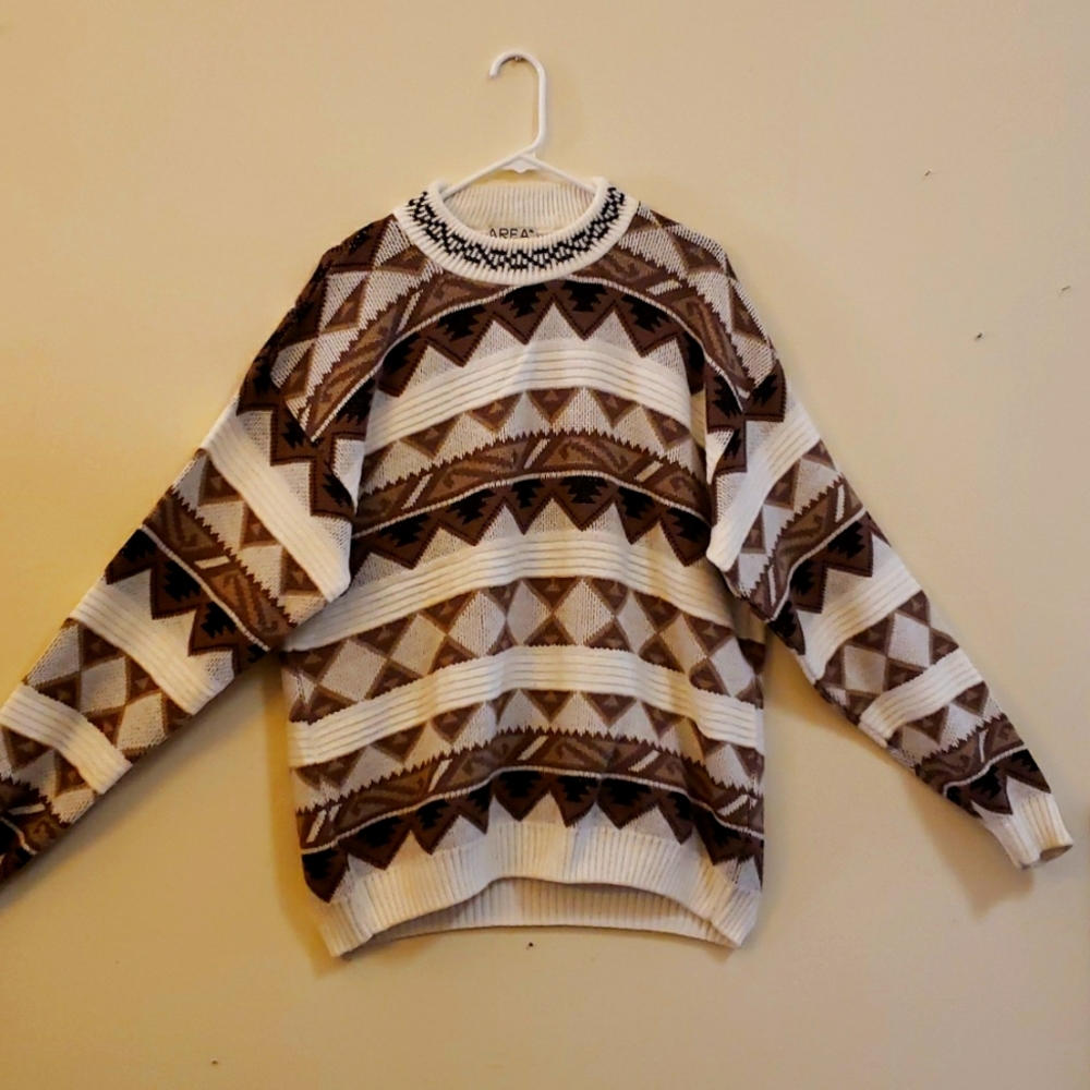 Rare Vintage Area by Tag Sweater Crewneck